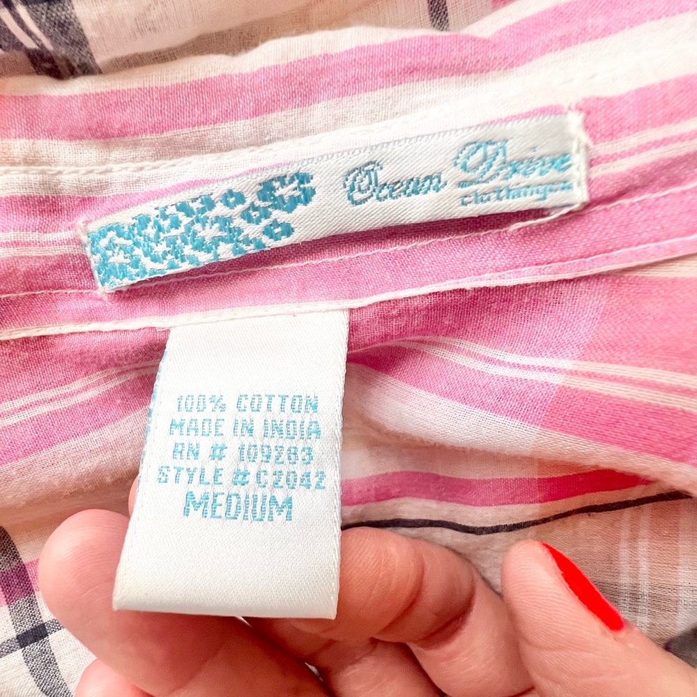Ocean Drive | Button Up - Picture 4 of 6